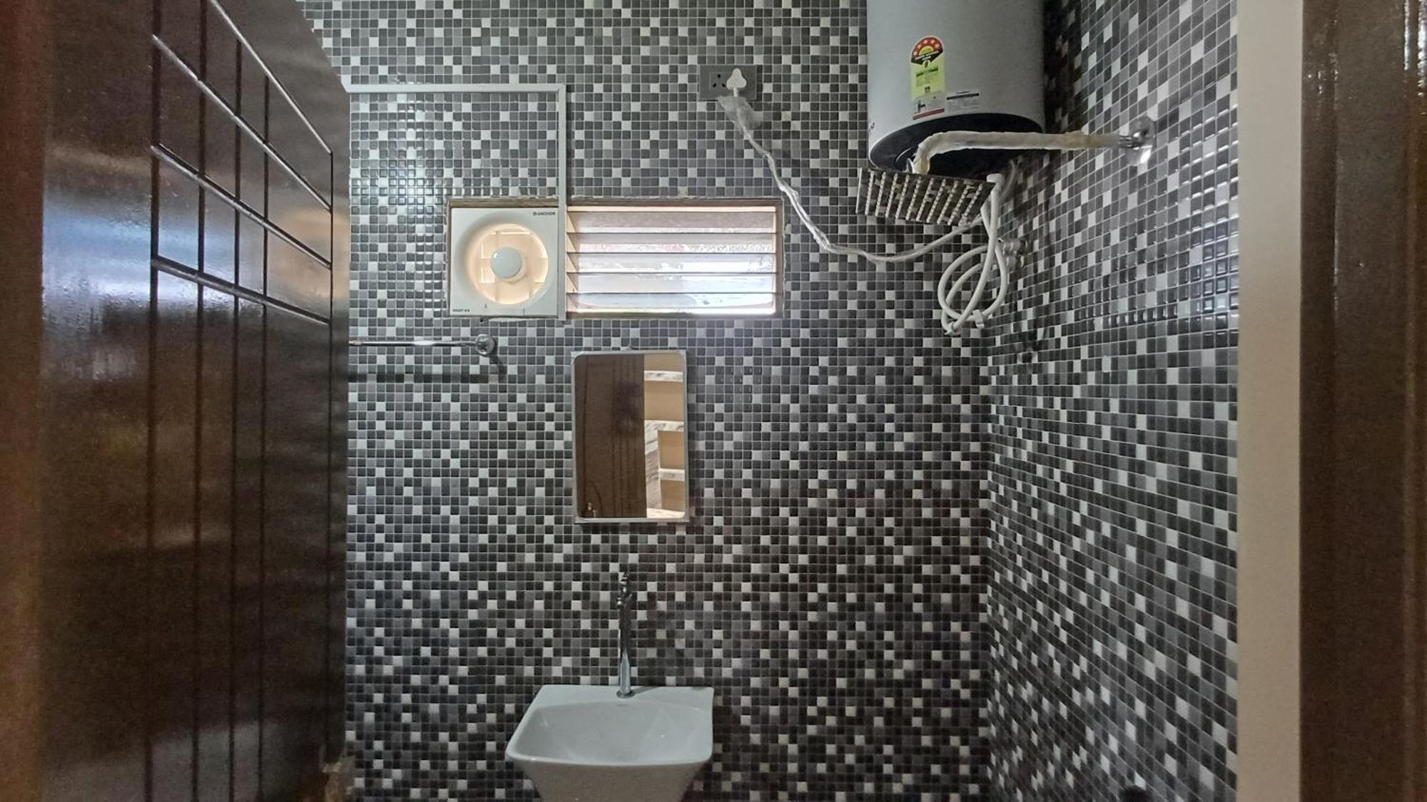 Shi'S Thulasi 2Bhk In Coimbatore Near To Karpagam College, Palakkad Highway, Rathinam College And More מראה חיצוני תמונה